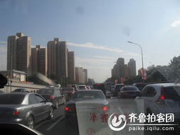 北京街头车流繁忙